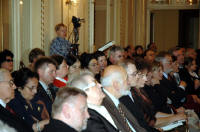 I rząd prof. Stanisław Rodziński, Irena Popiołek, Jerzy Skąpski II rząd prof. Wiktor Zin z żoną, Teresa Chowaniec-Rybka, Hania Chowaniec- Rybka